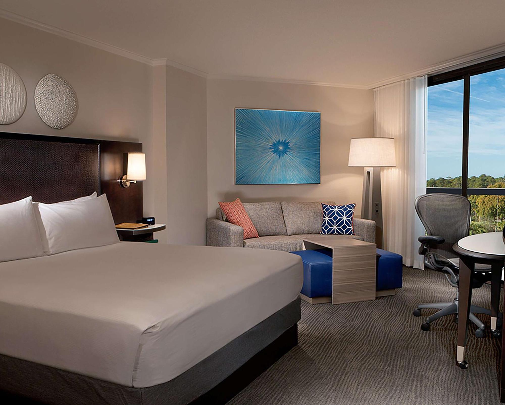 Quarto com 1 Cama King-size, Vista Resort e Banheira Acessível a Invisuais