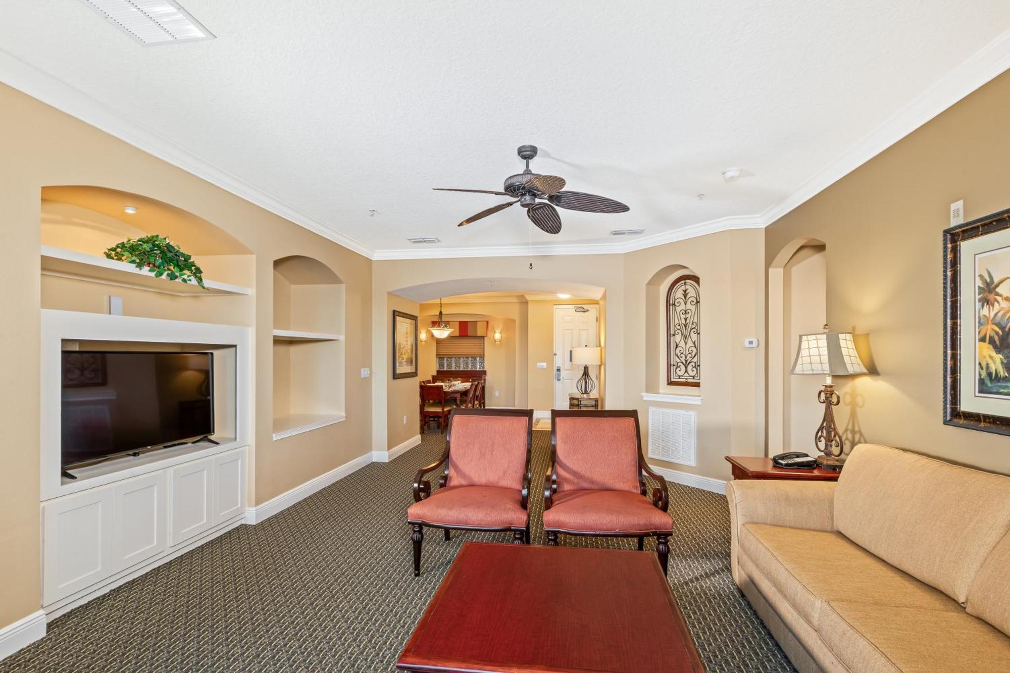 Three-Bedroom Lake View