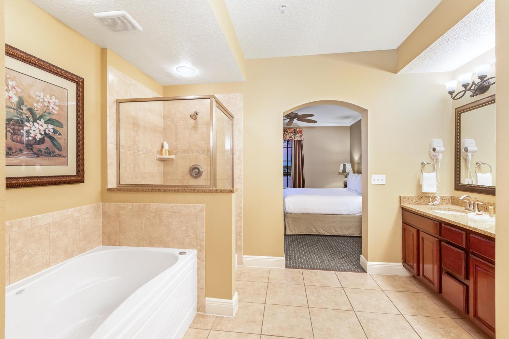 Three-Bedroom Lake View
